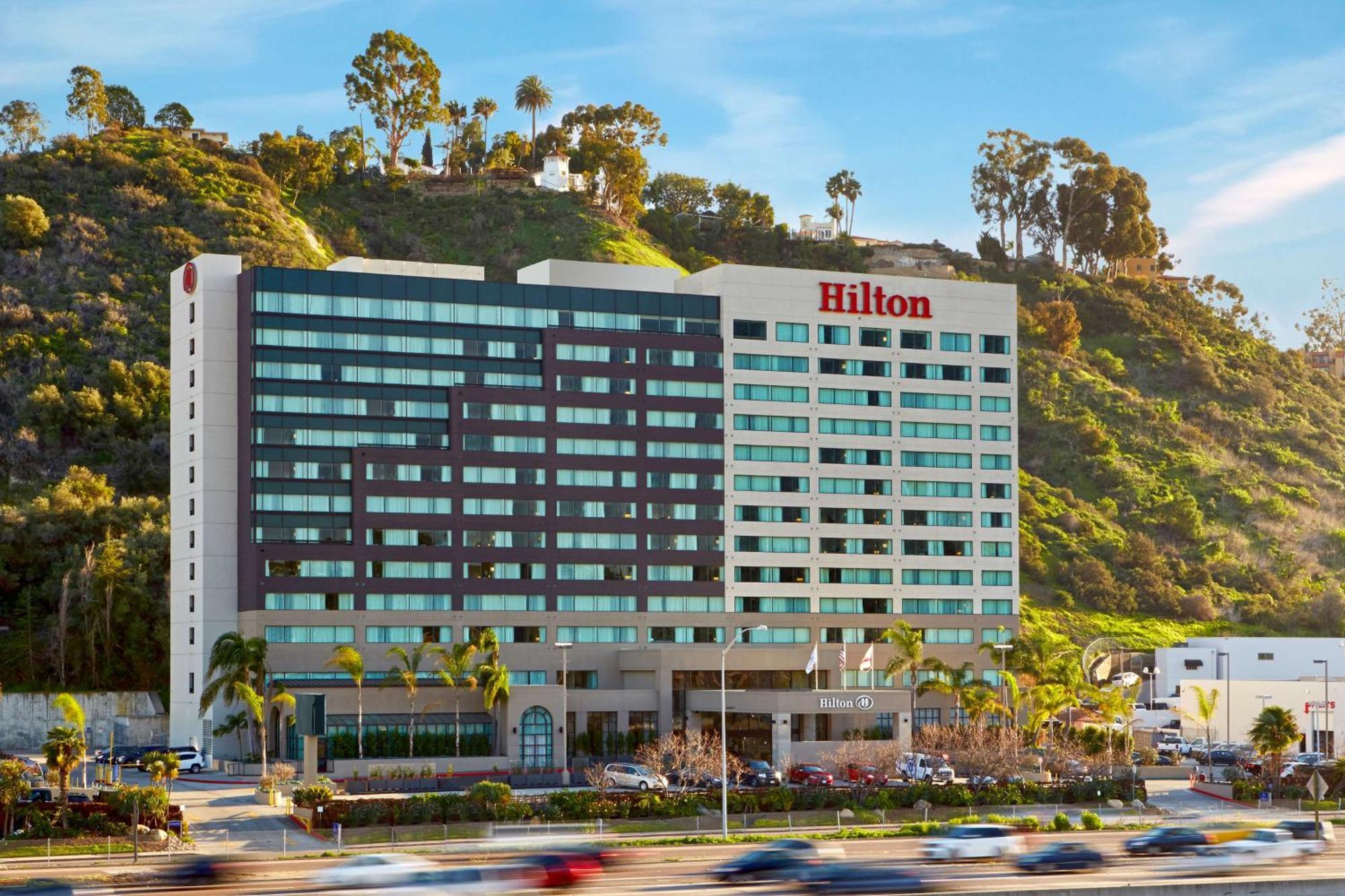 Hilton San Diego Mission Valley Exterior foto