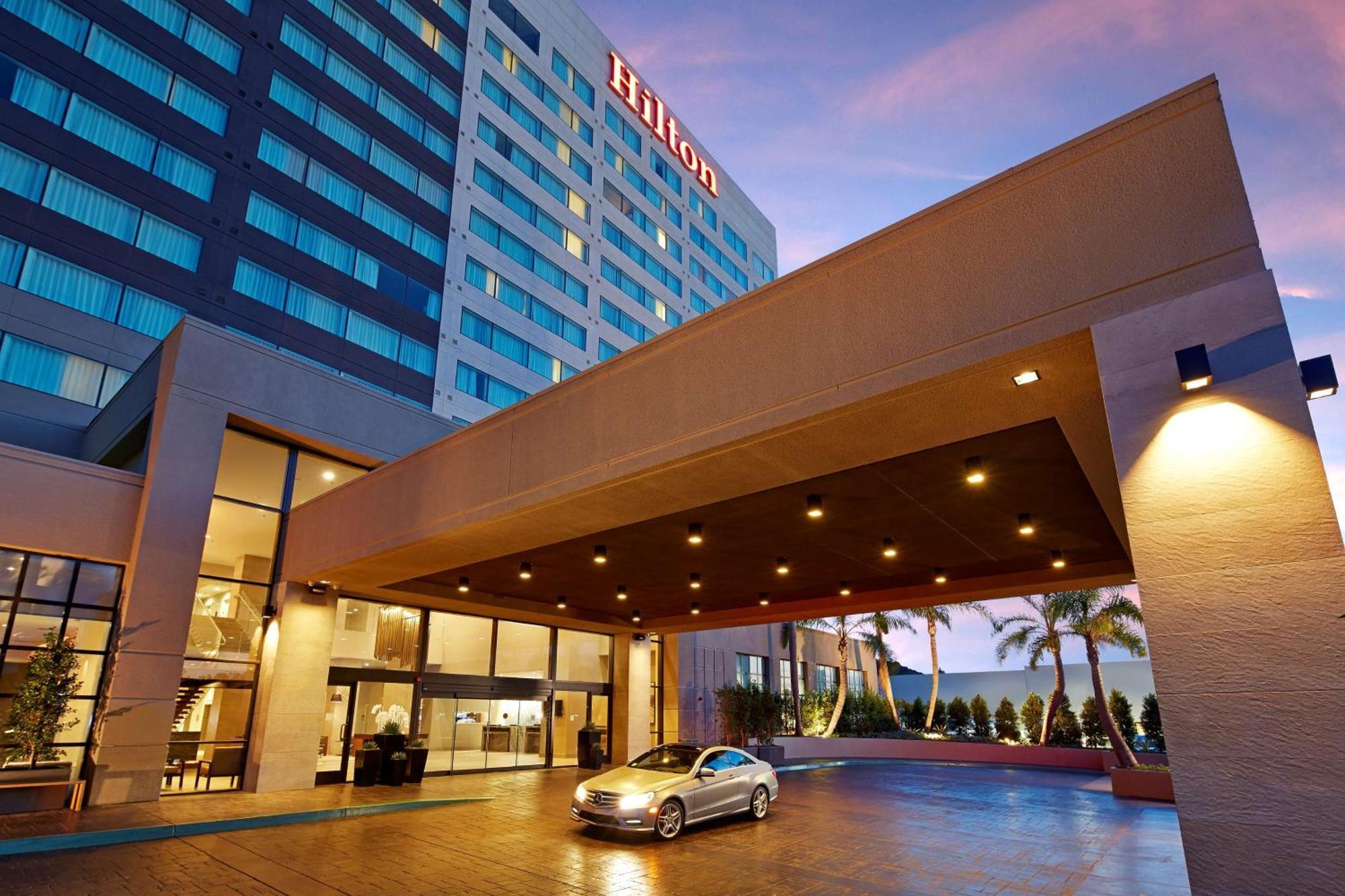 Hilton San Diego Mission Valley Exterior foto